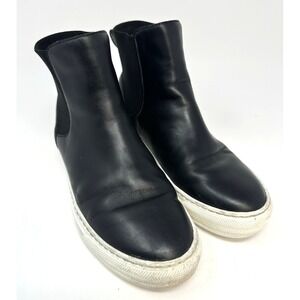 Frankie4 Ebony Chukka Boots Womens 8.5 Black White Soles Comfort